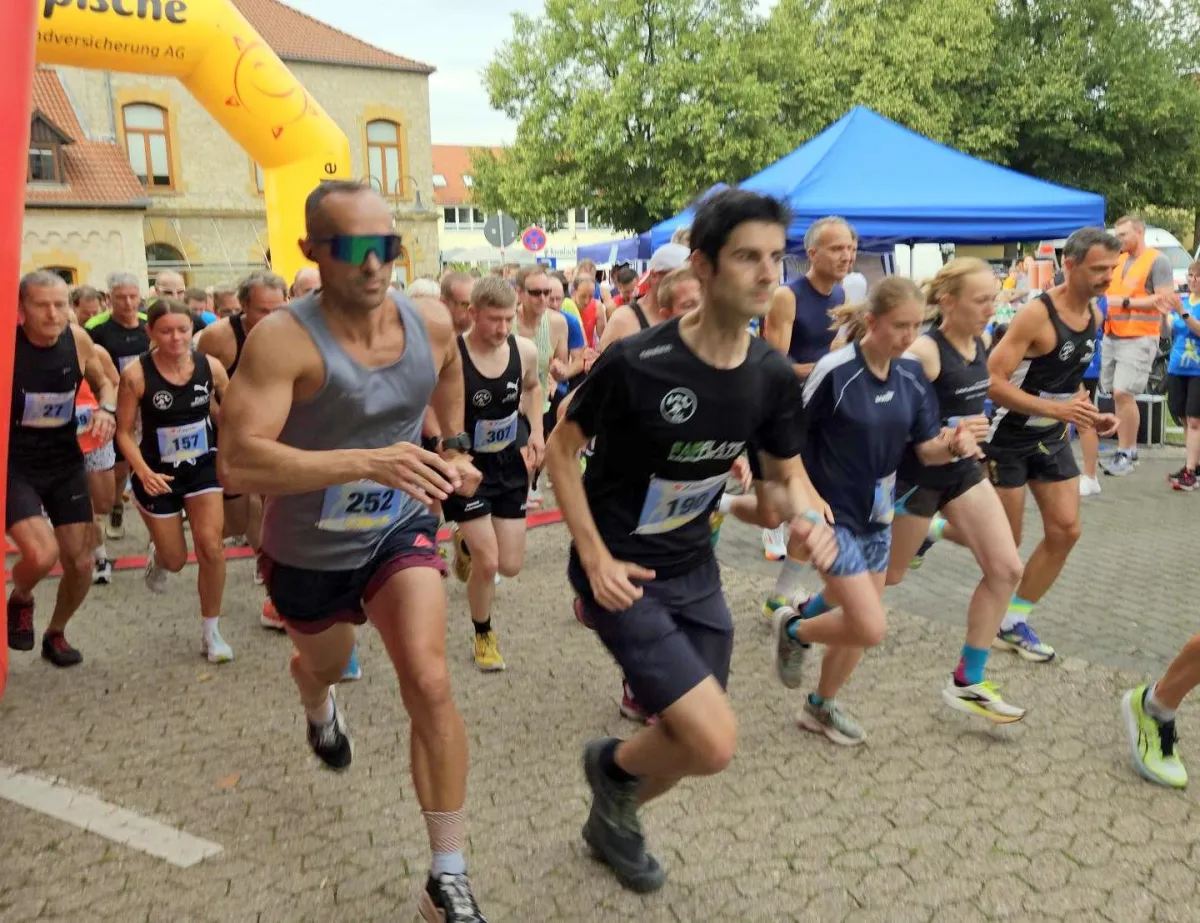 Start zum Oerlinghauser Urlandlauf 2024